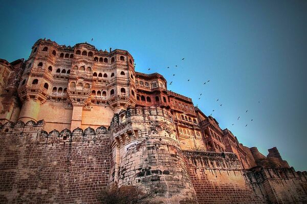 Mehrangarh Fort - Get In Touch With The Royalty